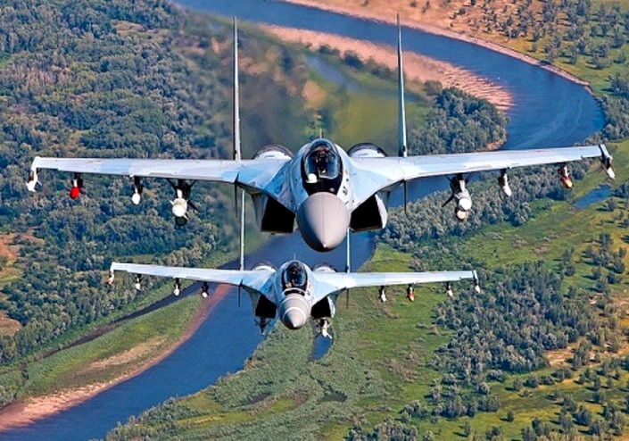 Авиаторы ЗВО завершили прием второй партии истребителей Су-35С