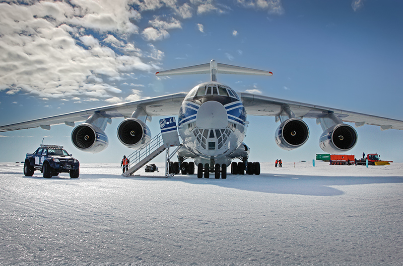 Ил-76ТД-90ВД прошел испытания с имитацией отказа двигателя в Антарктиде