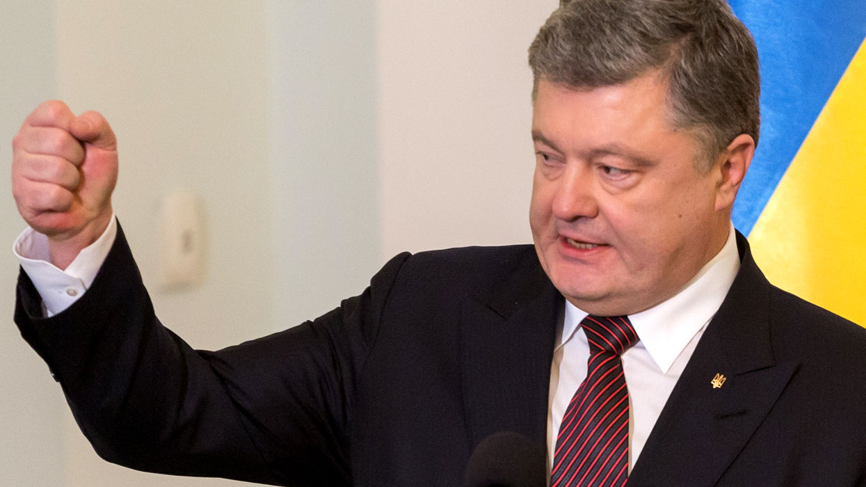 Холуй Порошенко: проблема Украины - не в тарифах