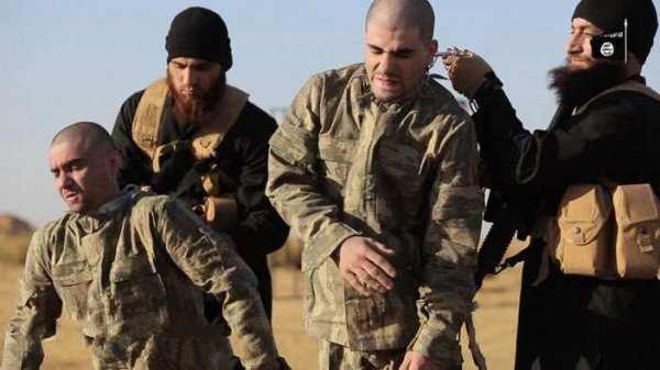 Террористы ИГИЛ заживо сожгли двоих похищенных турецких солдат в Алеппо