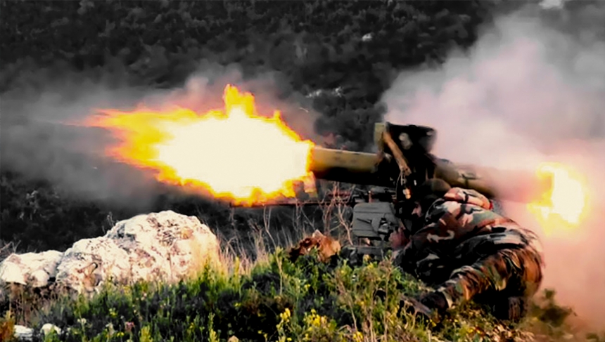 Ночные «снайперы»: сирийцы засняли прямые удары ПТУРов по технике боевиков