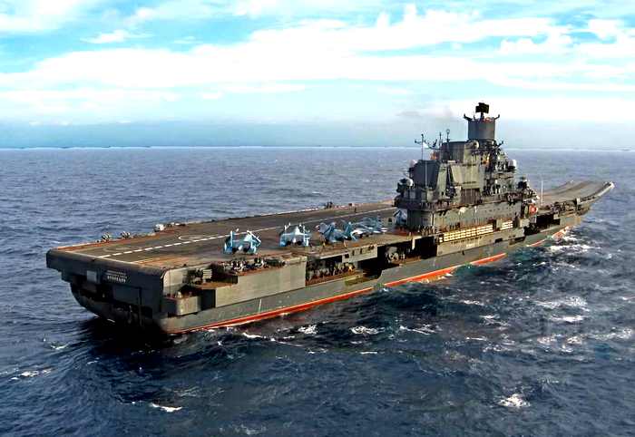 Где тросы, там и рвется: что происходит на палубе «Адмирала Кузнецова»