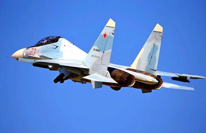 В Крыму сформировали эскадрилью из 12 истребителей Су-30СМ