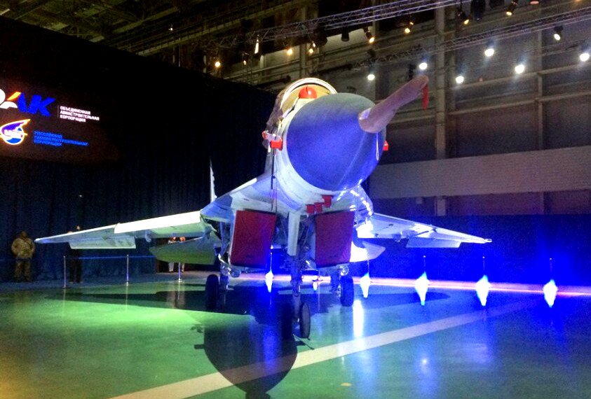 Первые фотографии новейшего МиГ-35 с презентации