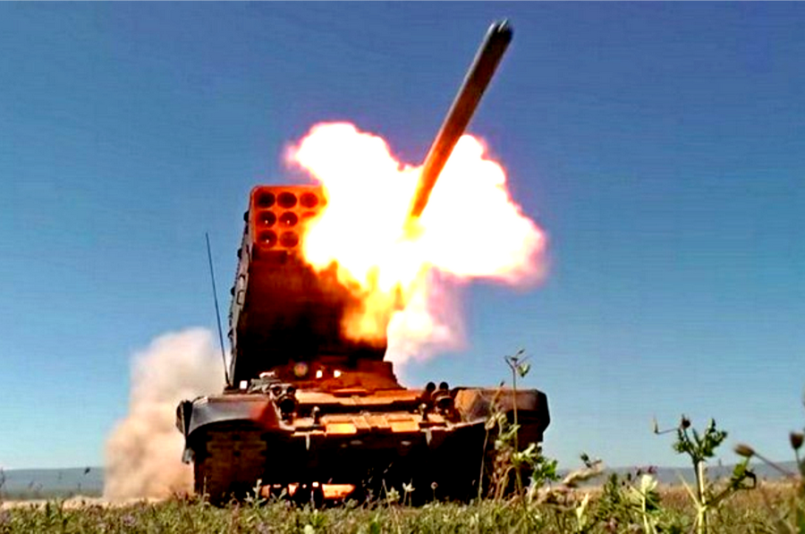 Истребляющий русский огонь: «Буратино», ВКС РФ и Т-90 сметают боевиков