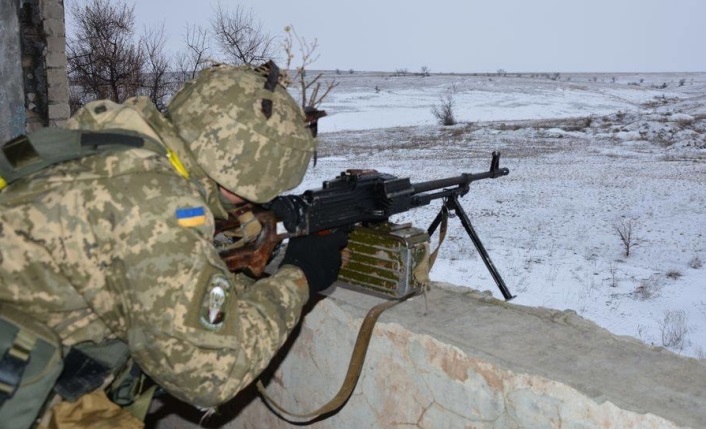 Хроника Донбасса: Киев «поздравил» ДНР с 23 февраля, ВСУ стреляют в своих
