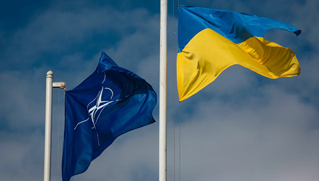 Украинцы увидели в НАТО военную угрозу, а не союзника