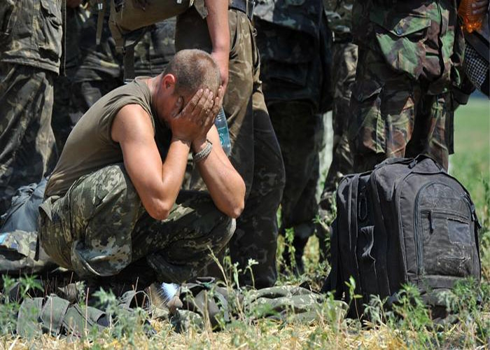 Украинцы ополчились против АТОшников: "Лучше б тебя пристрелили там"