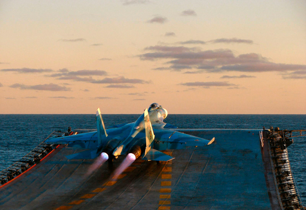 Боевое задание выполнено: авиация «Адмирала Кузнецова» вернулась домой