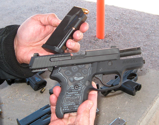 Компактный пистолет для скрытого ношения SIG-Sauer P224