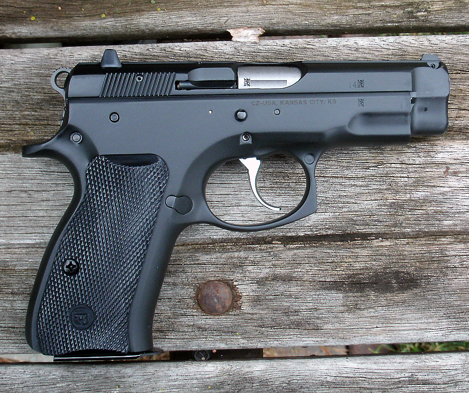 Пистолет CZ 75 Compact