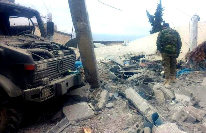 Появились первые фото с места удара ВКС РФ по армии Турции в Сирии