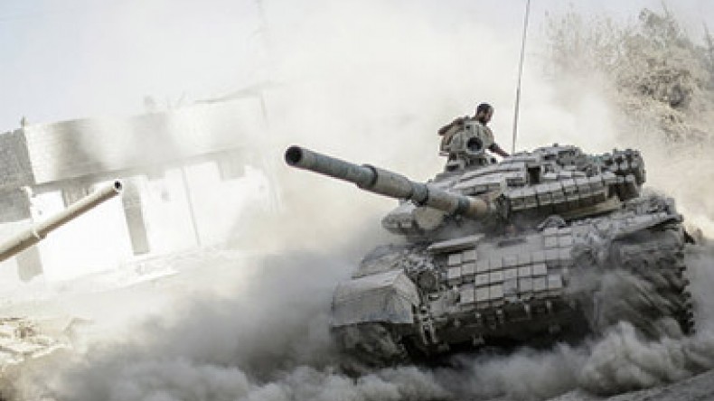 Кадры жестоких боев: «Тигры» и ВКС России проламывают оборону ИГИЛ