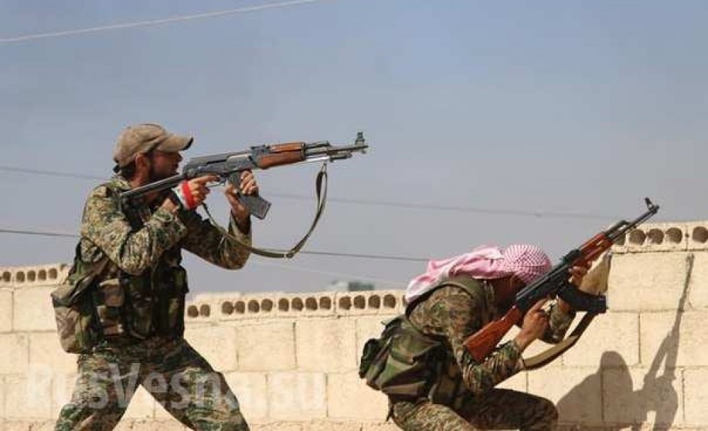 Сирийская армия окружила отряд «Джебхат ан-Нусры» на востоке Дамаска