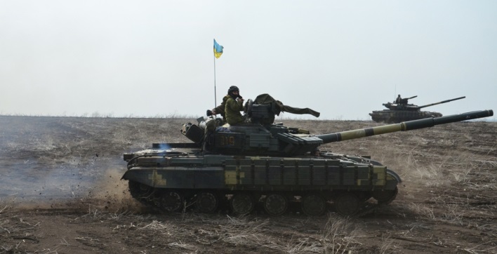 Хроника Донбасса: ВСУ уничтожают дома, по ЛДНР бьют из артиллерии и танков
