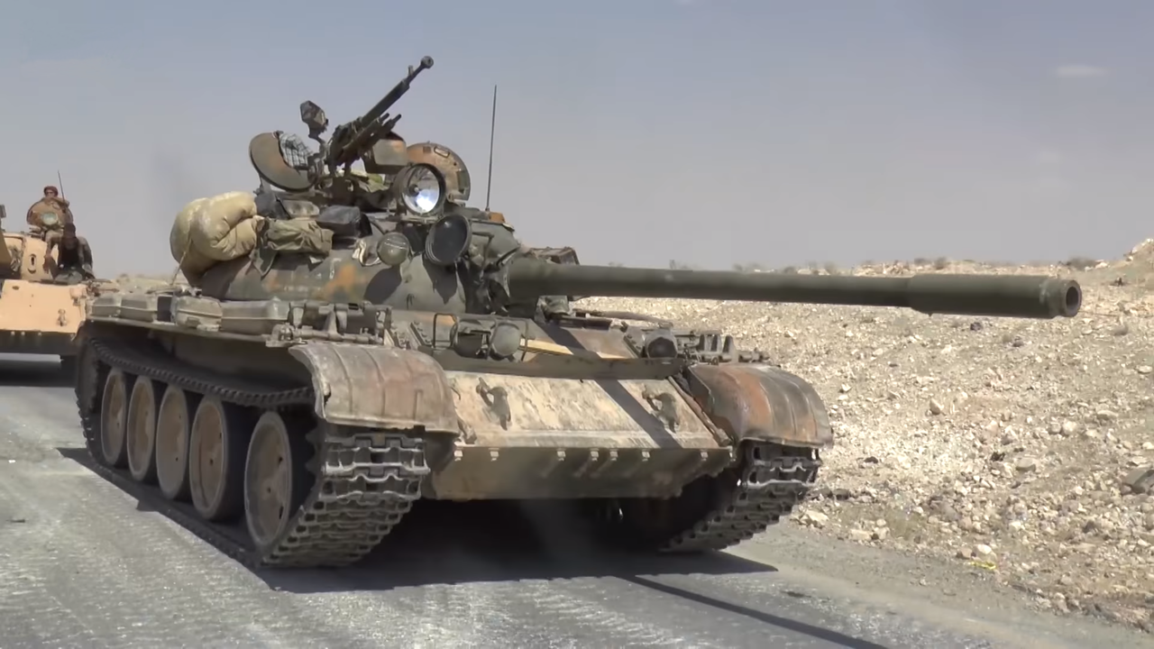 Сирийцы засняли танковый прорыв 4-й дивизии САА под Дамаском