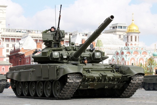 Заговор молчания: к чему ведёт сокращение оборонных расходов России на 27%?