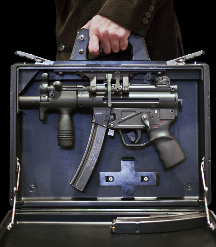 Дипломат-пулемет H&K для оперативников и телохранителей