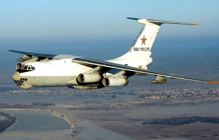 Воздушный танкер Ил-78М-90А и военно-транспортный Ил-112В готовы к взлету