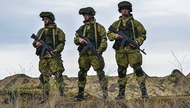 Учения ВДВ РФ в Крыму опровергают миф о «подготовке нападения на Украину»