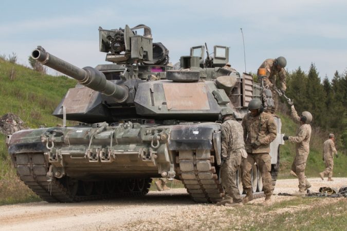 Армии НАТО плагиатят российский "Танковый биатлон"