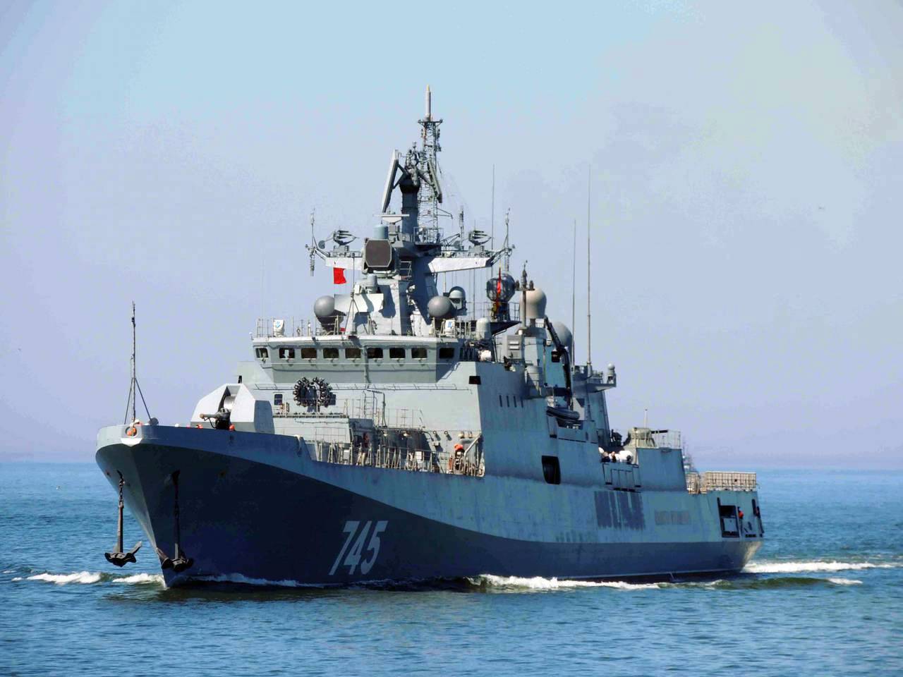 «Григорович» у берегов Сирии: начнет ли Россия морскую бойню с США?