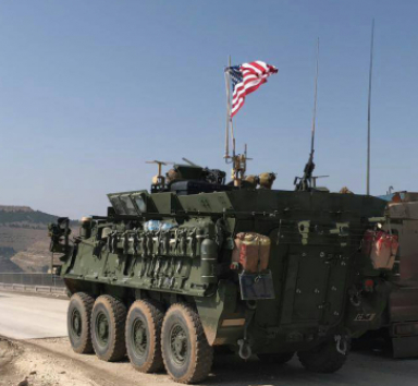 СМИ: большая колонна техники США вошла на территорию Сирии
