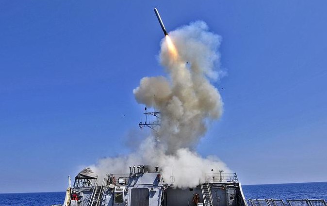 Трамп может ударить крылатыми ракетами по сирийской армии