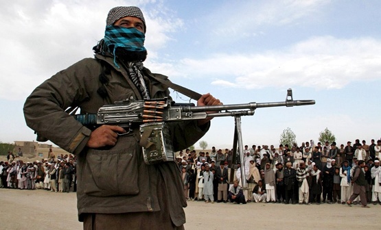 Кто организовал нападение на базу афганской армии в Мазари-Шарифе?
