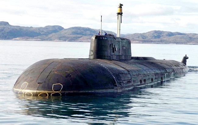Атомный крейсер «Орел» прибыл на Кольский полуостров после ремонта