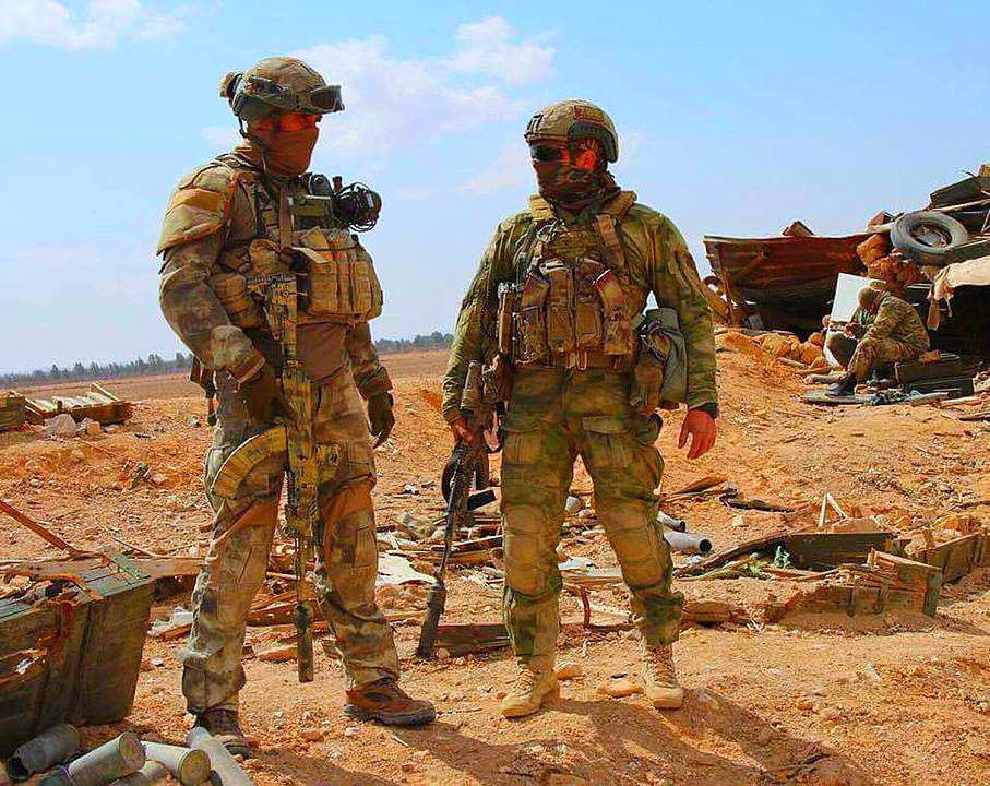 Иностранцев потряс подвиг 16 русских спецов, уложивших 300 боевиков в Сирии