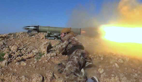 Боевики в Мосуле засняли, как ракета ПТУРа разбила зазевавшийся «Хаммер»