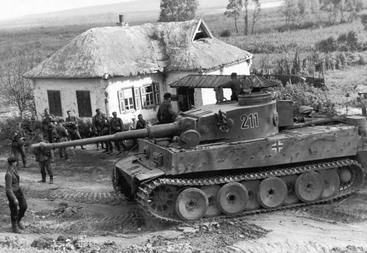 The Telegraph: Германию вкатали в землю британские и американские танки