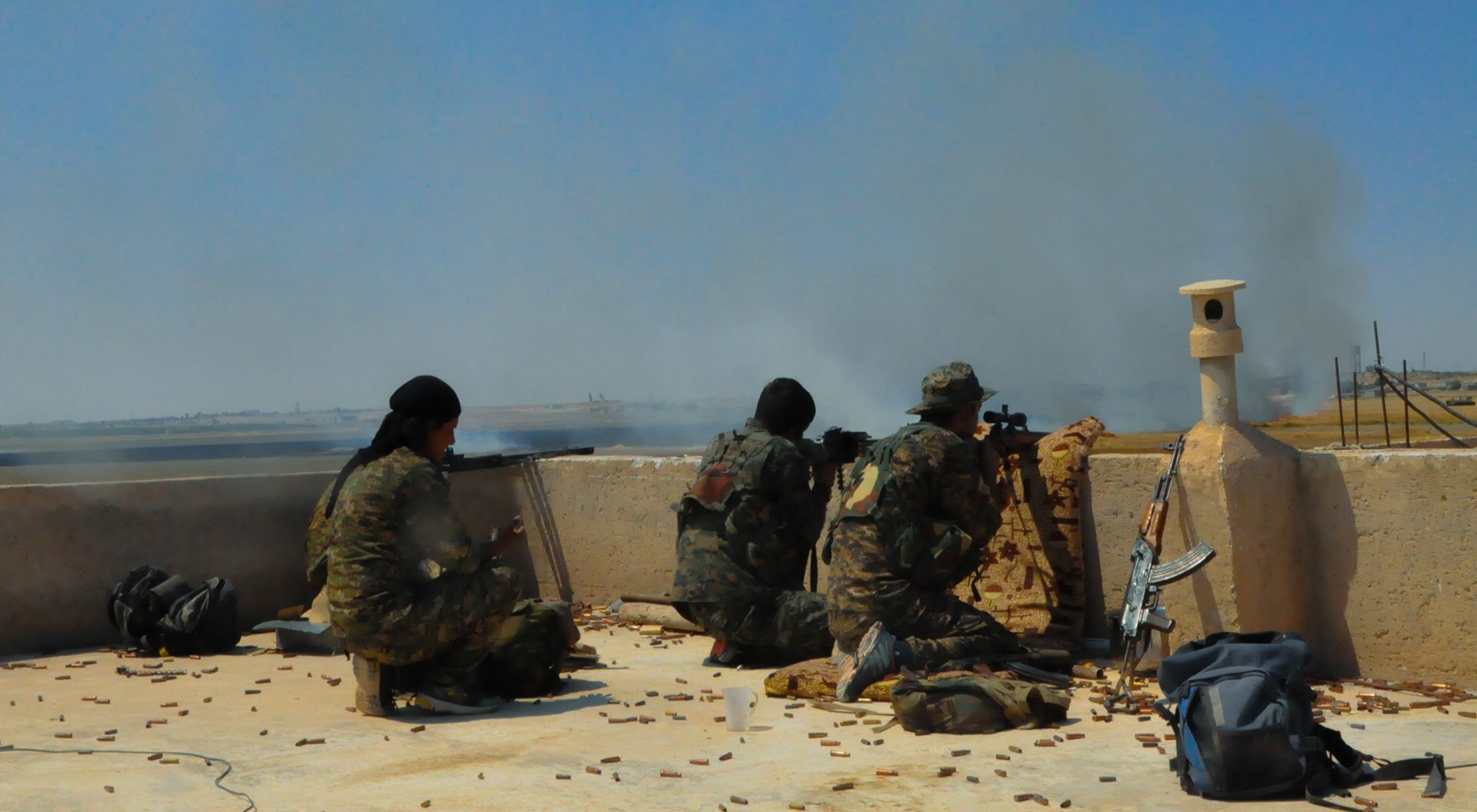 Ожесточенные бои в Табке: боевики ИГ несут тяжелые потери