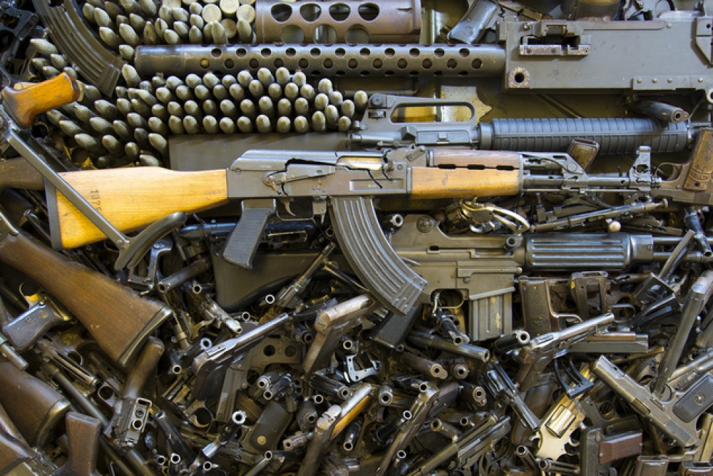 Торговлей оружием на Украине стали промышлять не только офицеры