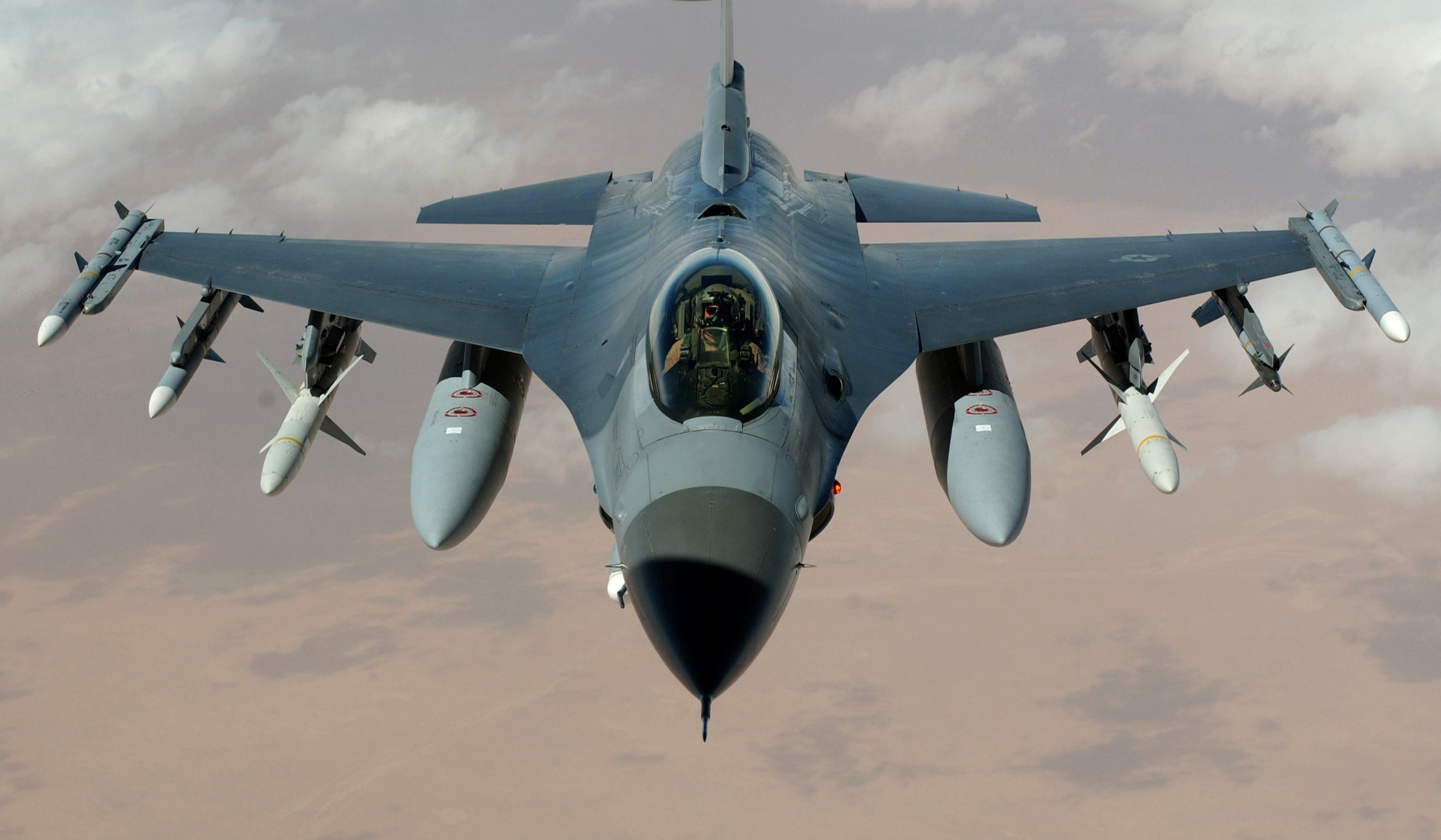 Страх перед русскими ракетами заставил американцев дорабатывать F-16