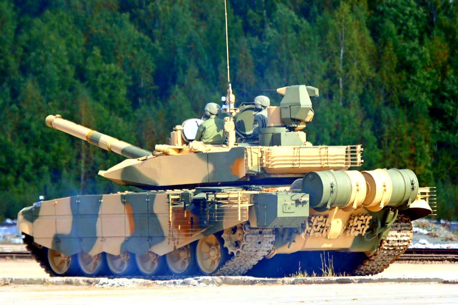 СМИ узнали об отправке в Египет 500 новейших танков Т-90МС