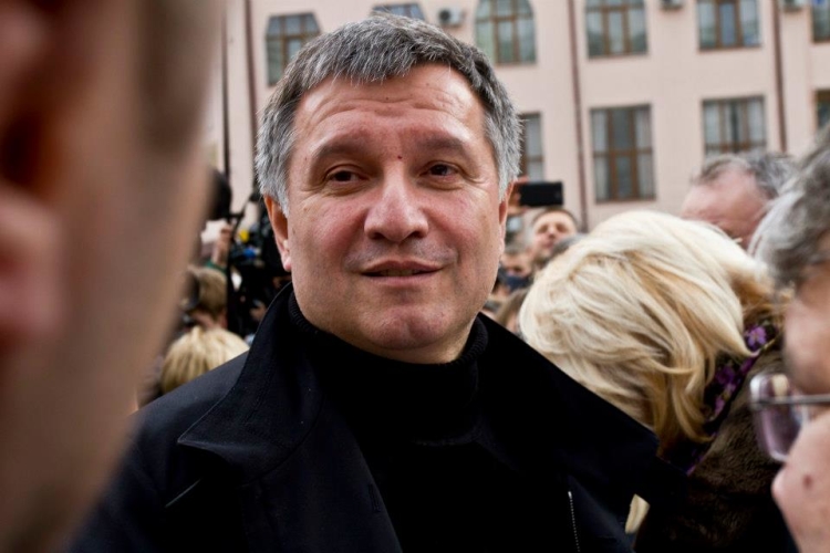 Аваков сообщил, чем Порошенко усилит ВСУ и Нацгвардию