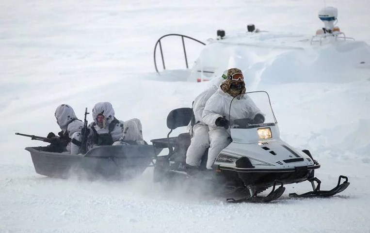 Москва готовит спецназ для Арктики
