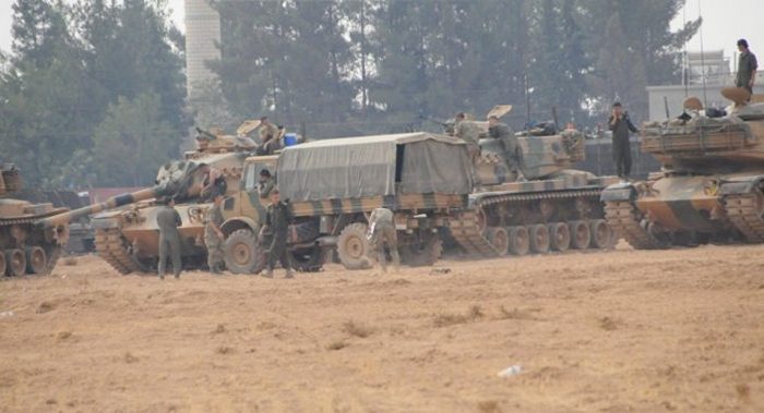 Турецкая артиллерия наносит массированные удары по курдским позициям