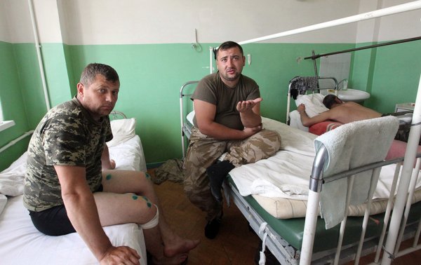 Украина: спасение умирающих - дело рук самих умирающих