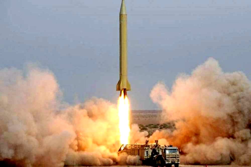 Иран впервые нанёс удар баллистическими ракетами по боевикам в Сирии