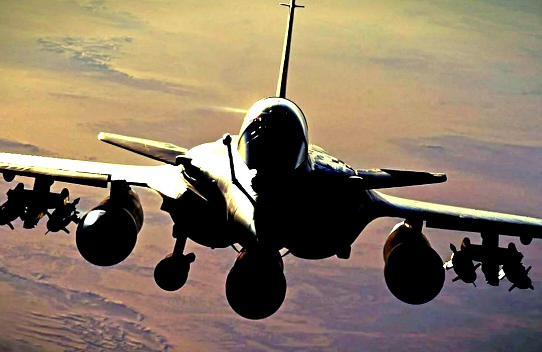Опасные встречи «Сушек» и «Rafale F-3R» в «разорванном небе» Европы
