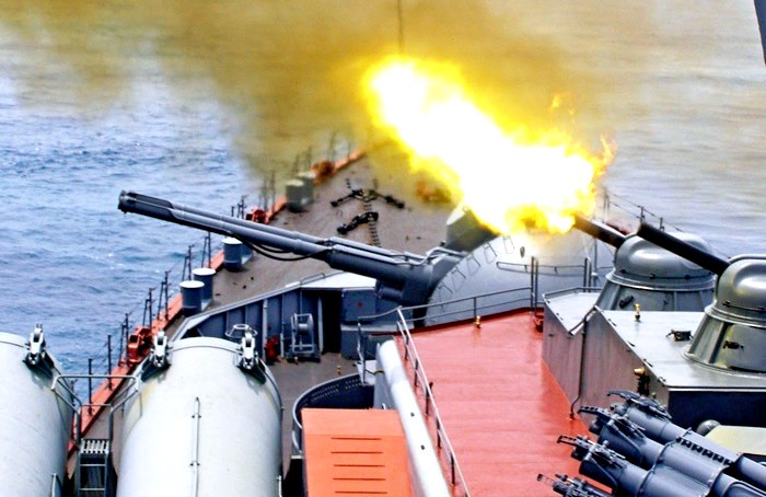 Демонстрационные стрельбы из новейших корабельных орудий