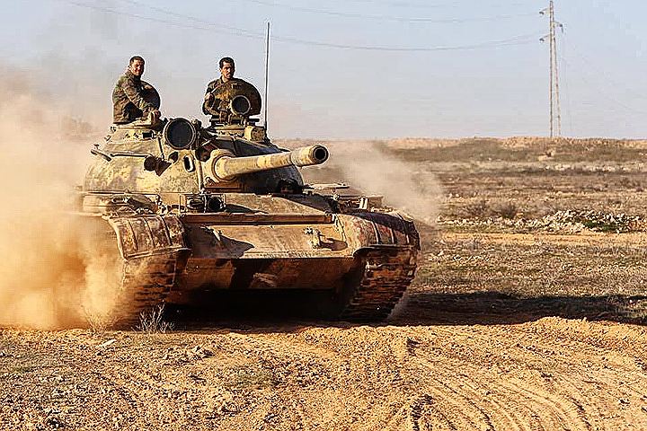 Большое наступление в Ракке: армия Асада впервые за три года дошла до Табки