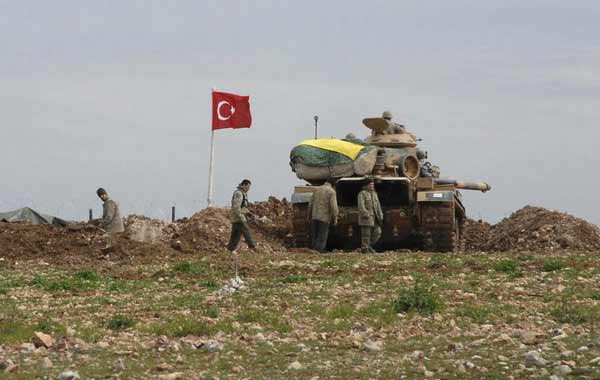 Пятеро турецких военных убиты курдами на севере Сирии