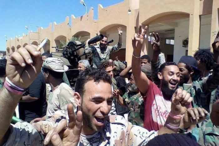 Ливийская национальная армия полностью освободила Бенгази от террористов