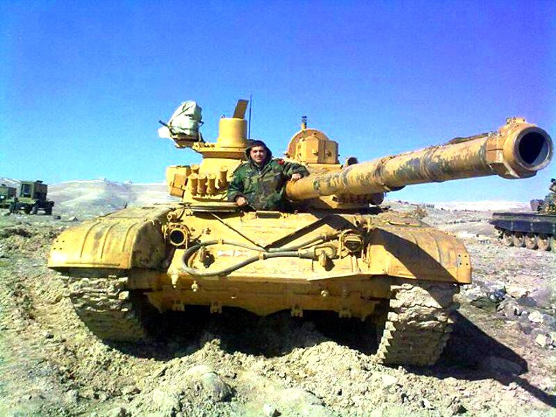 Т-72 в Сирии нарвался на ракету ПТРК TOW, выехав на огневую позицию