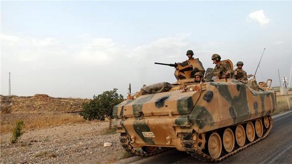 Турецкая армия вторглась в Сирию на северо-востоке провинции Алеппо