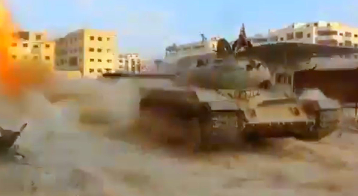 Боевики в Дамаске точным выстрелом из Т-55 накрыли огневую точку бойцов САА